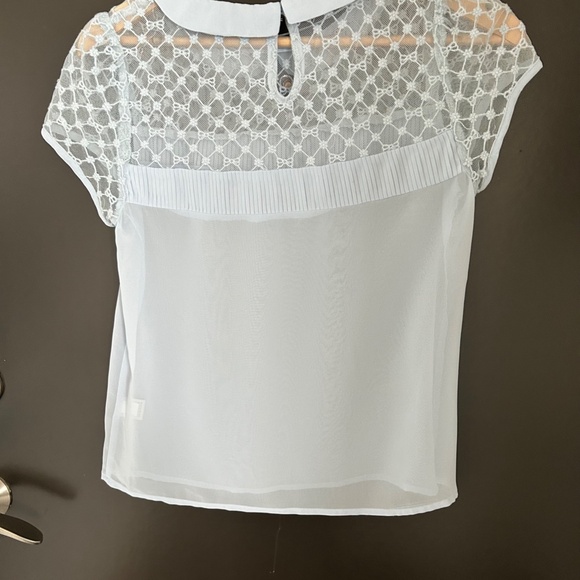 Elegant Lace Women's Top - Picture 3 of 3